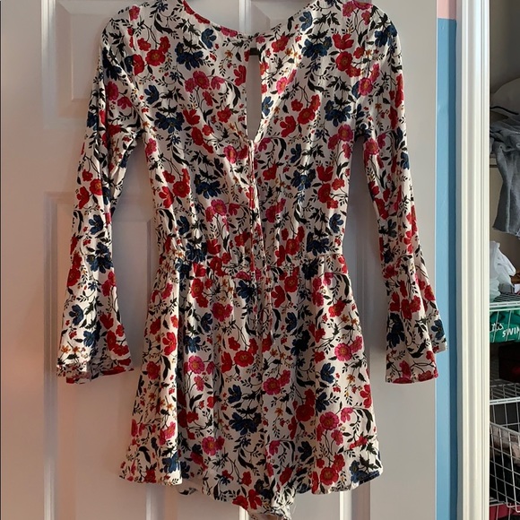 American Eagle Romper - Picture 2 of 2